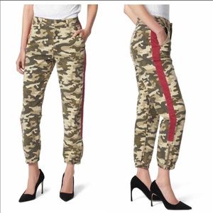 Joe’s Jeans The High Rise Camo Trouser Size 26